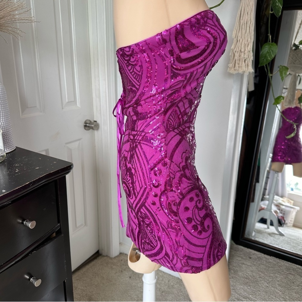 LULU’S GLAMOROUS INTRIGUE SEQUIN STRAPLESS MINI DRESS - Picture 10 of 15